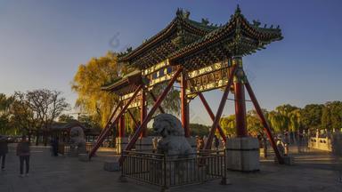 北京北海公园秋色光影